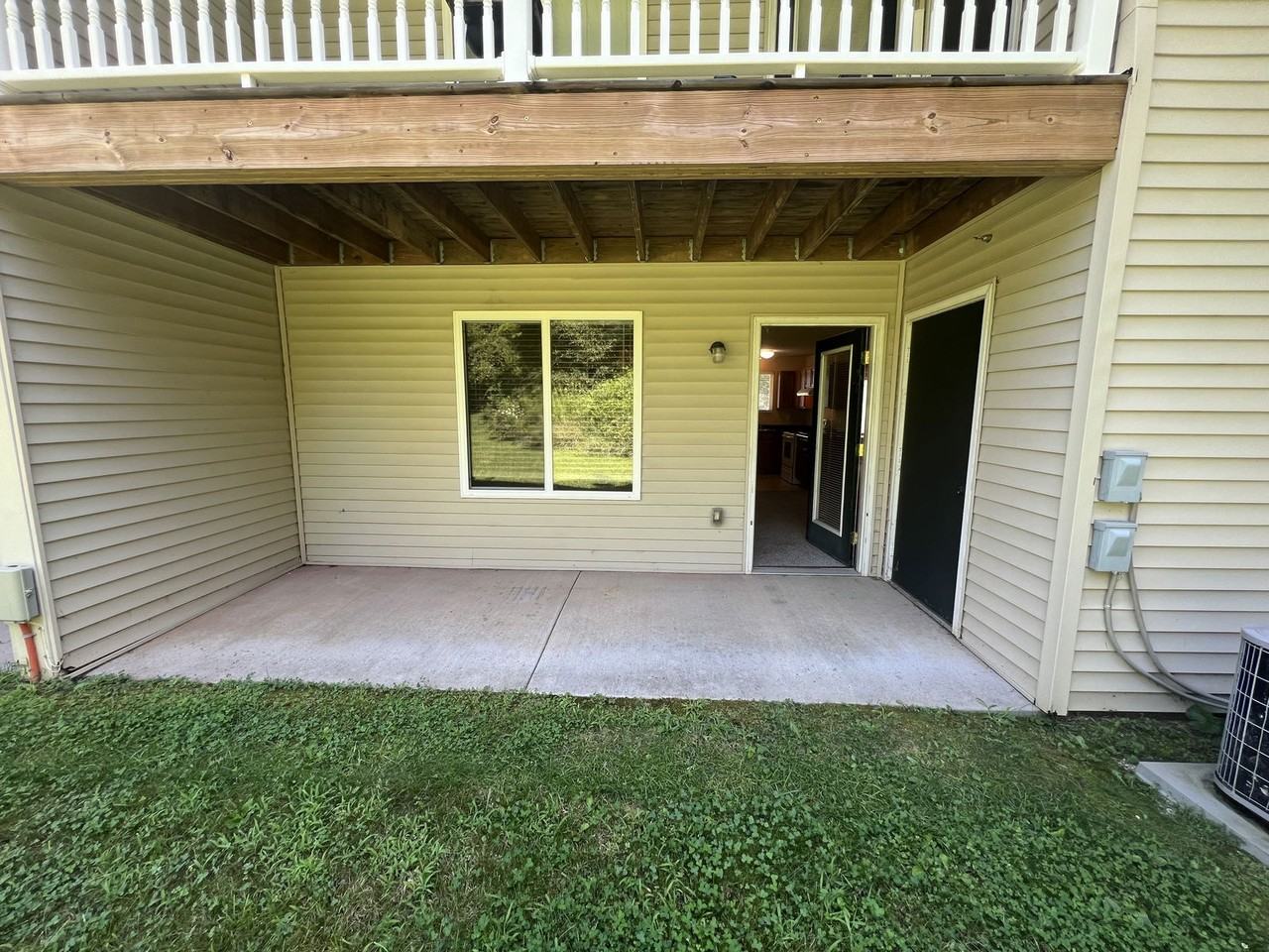 1204 Grove Ct #1204 - Photo 3 of 3