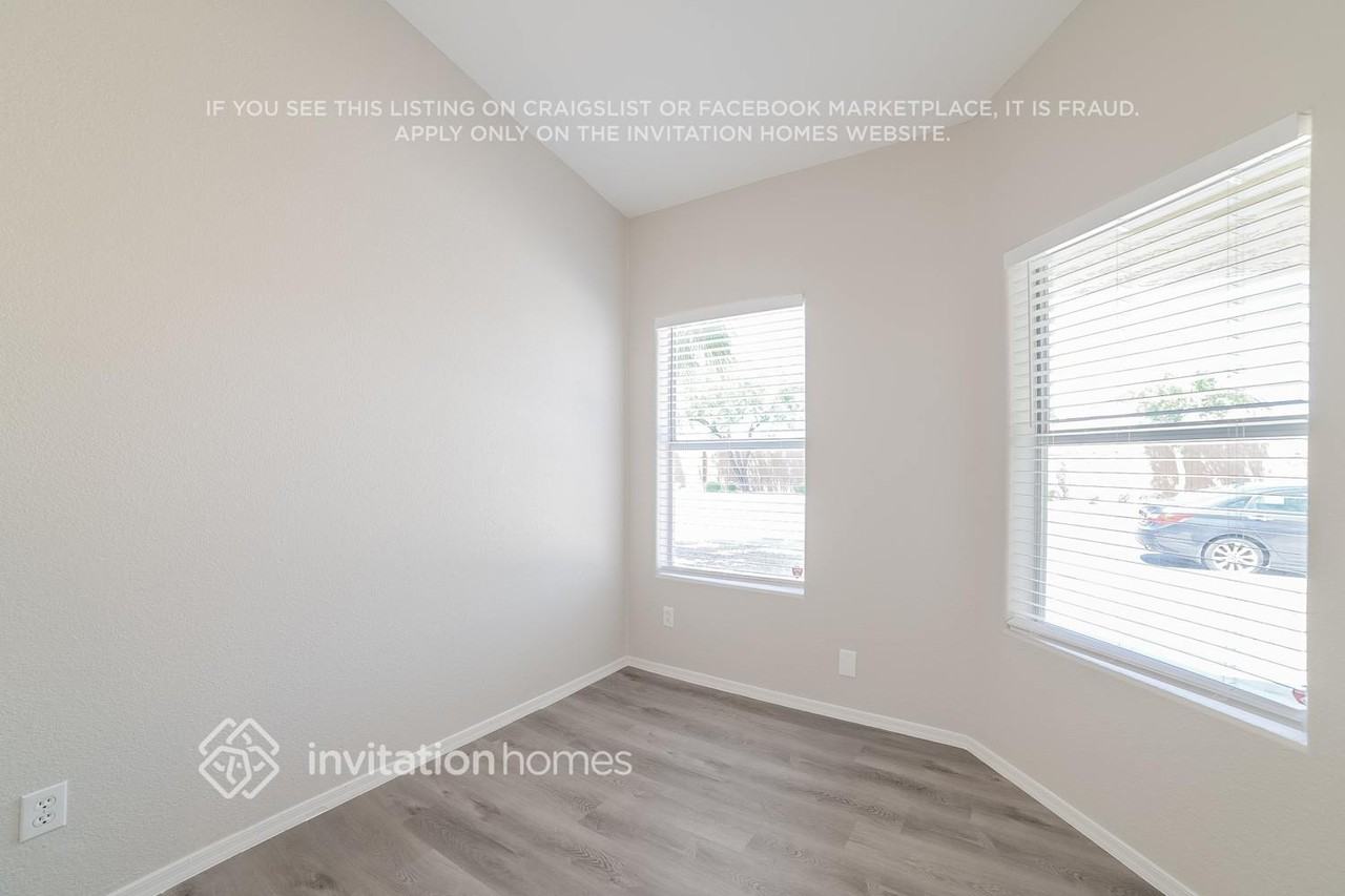 16507 N 69th Ave - Photo 7 of 14