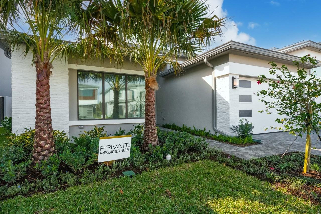 8540 Ganton Dr - Photo 6 of 40