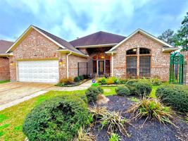 featured image of 3115 Evergreen Oak Dr