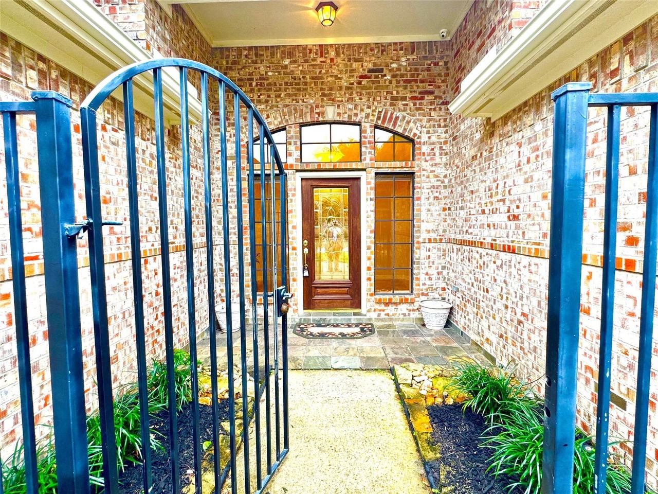 3115 Evergreen Oak Dr - Photo 4 of 37