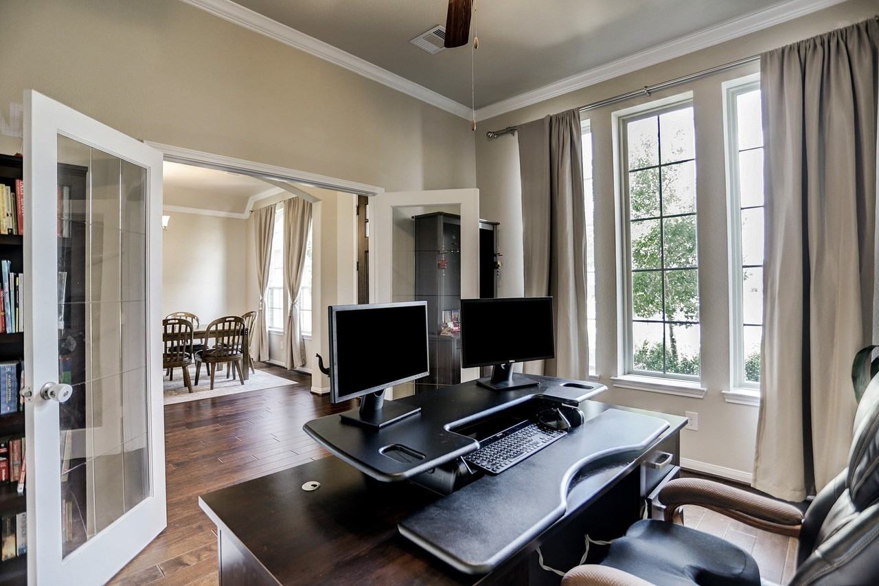 31402 Farm Country Ln - Photo 6 of 32