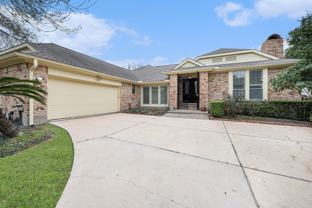 302 Longview Dr - Photo 1 of 1