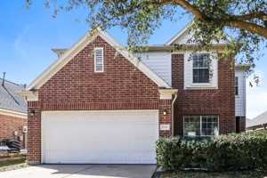 featured image of 15511 Hickory Dale St