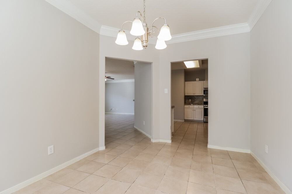 15511 Hickory Dale St - Photo 7 of 17