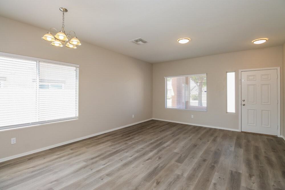 3377 S Tatum Ct - Photo 3 of 16