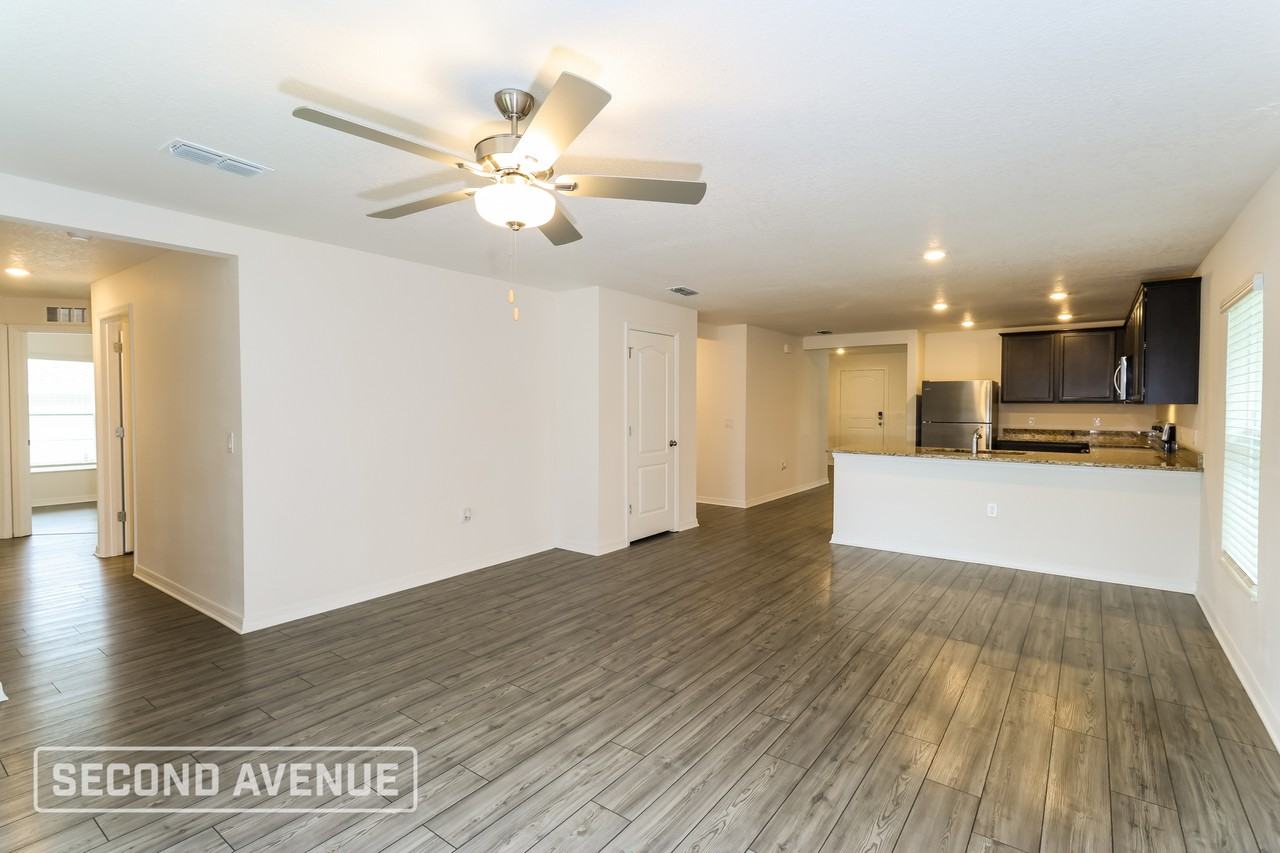 510 Gregory St Se - Photo 6 of 26