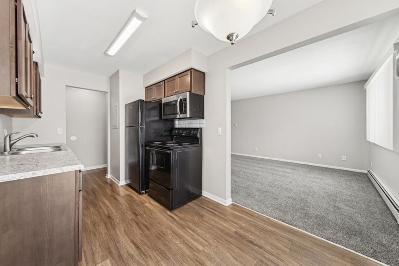 Williamsburg Apartments - Photo 2 of 50