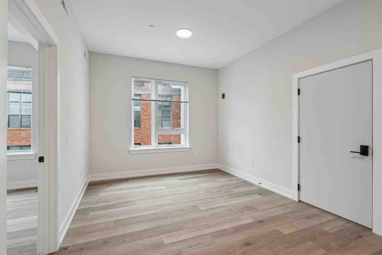 The Dally - Photo 3 of 50