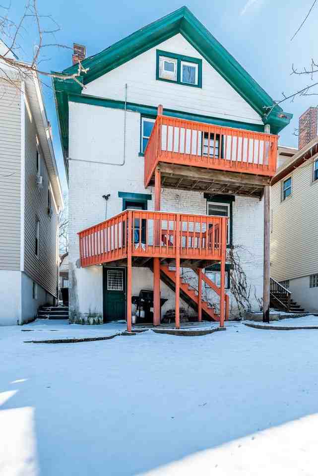 2545 Vestry Ave - Photo 2 of 14