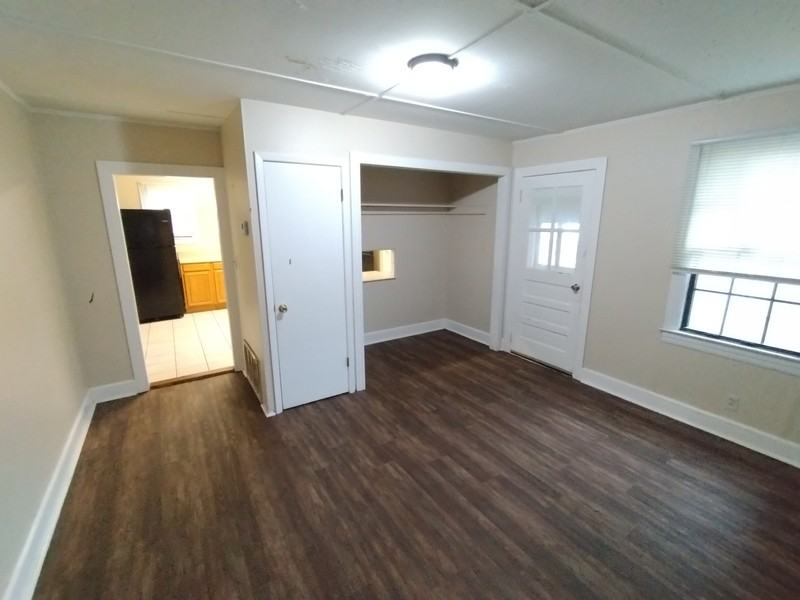 5605 Wesconnett Blvd - Photo 5 of 12