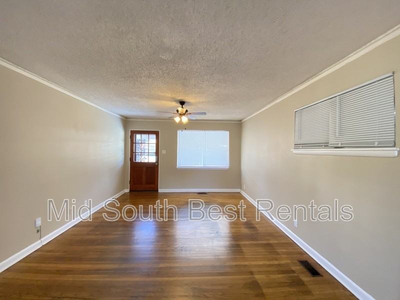 1 Broadmoor Dr - Photo 2 of 11