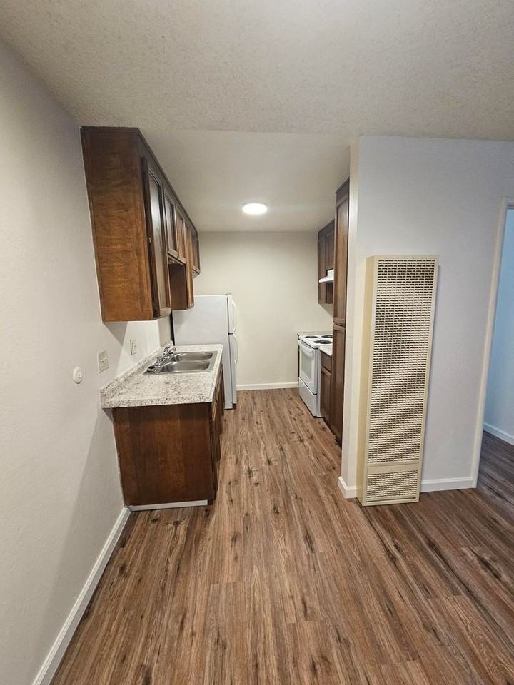 BS1221 - Photo 4 of 19