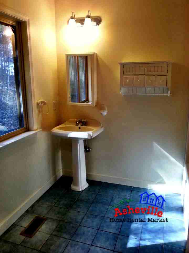 1093 North Fork Road #NC  - Photo 3 of 12