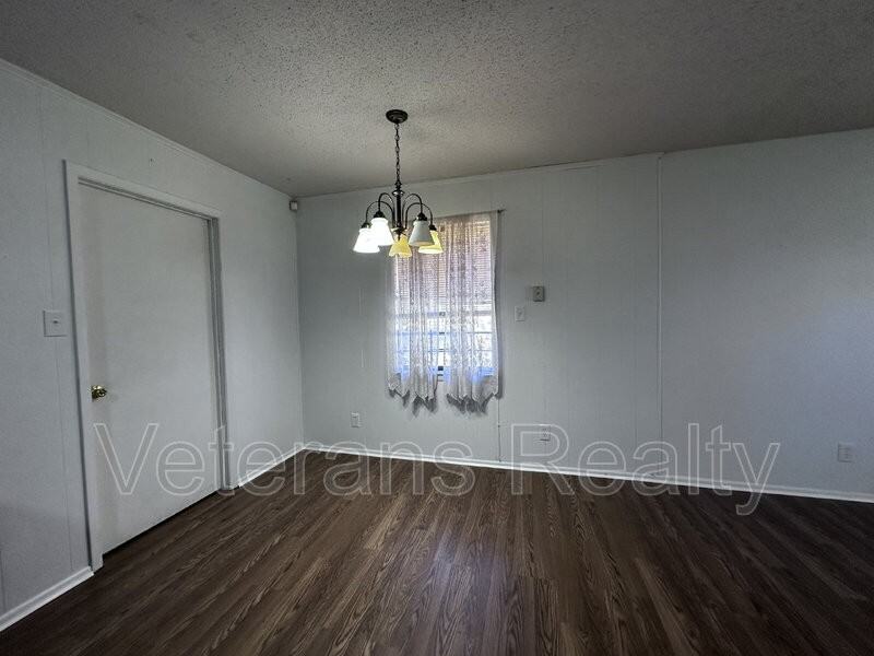 1313 42nd Ave - Photo 6 of 16