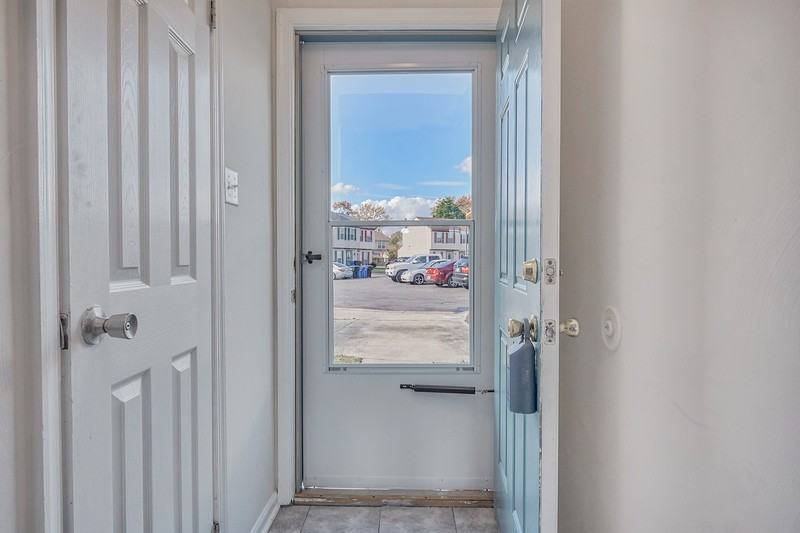 3721 Sugar Creek Cir - Photo 3 of 19