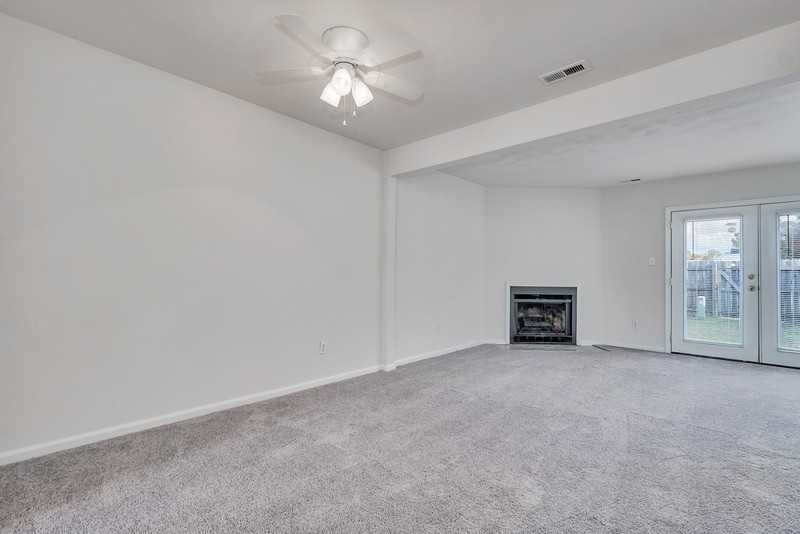 3721 Sugar Creek Cir - Photo 6 of 19