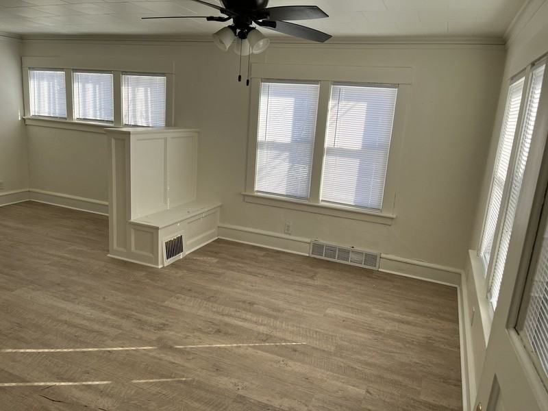 1561 N 15th St - Photo 6 of 12