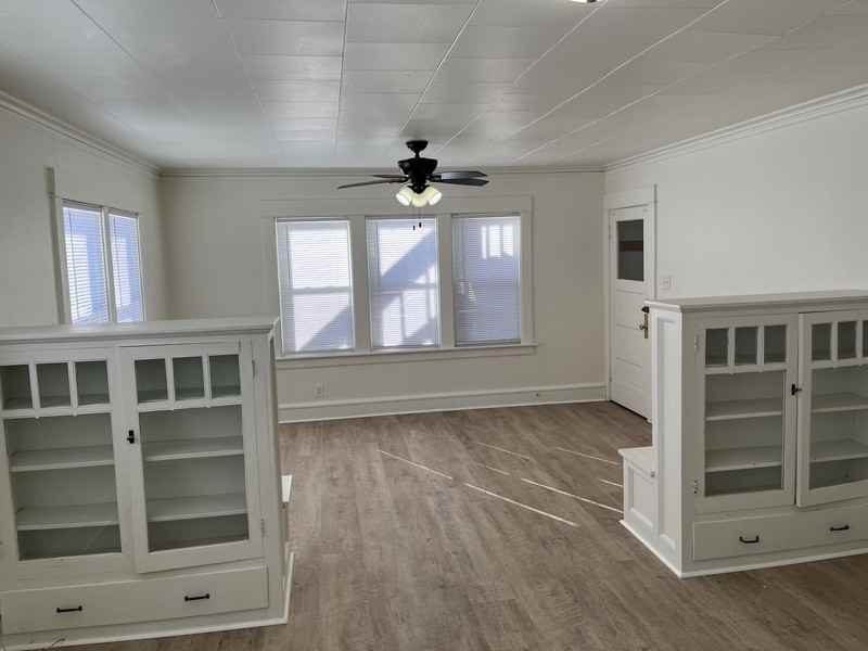 1561 N 15th St - Photo 7 of 12