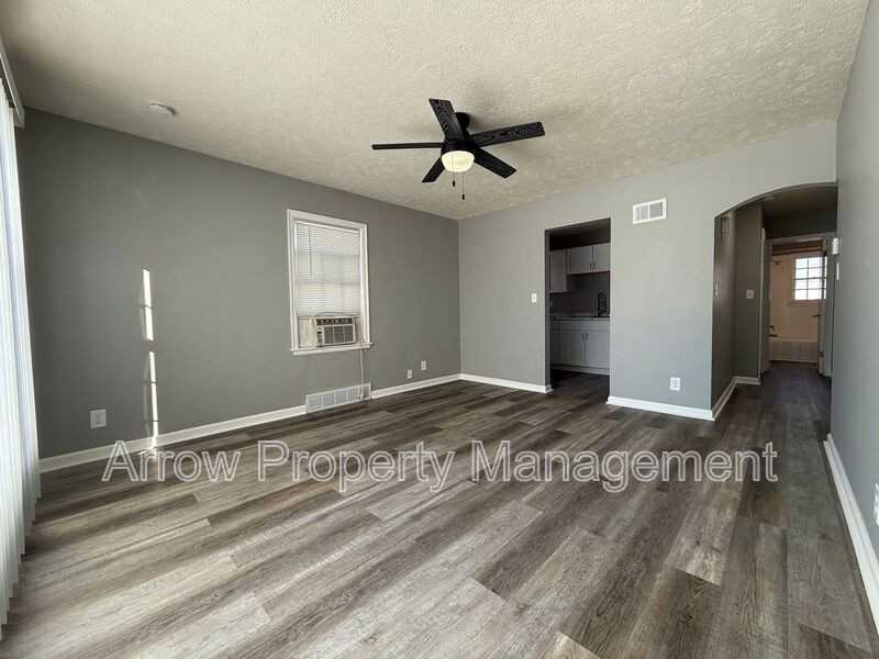 1640 Washington St #1 - Photo 2 of 6