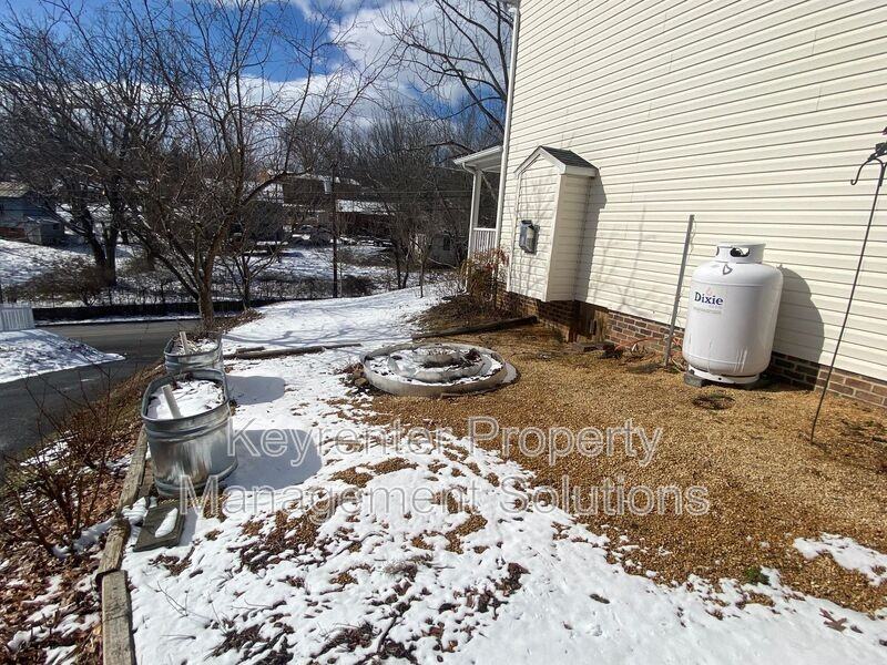 1773 Shutterlee Mill Rd #A - Photo 7 of 41