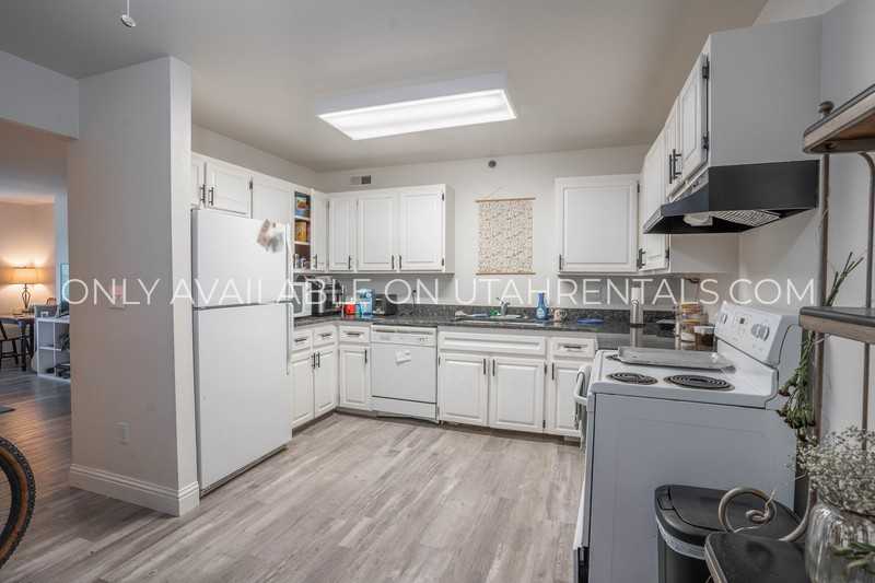 760 Ne #204-1R - Photo 5 of 16