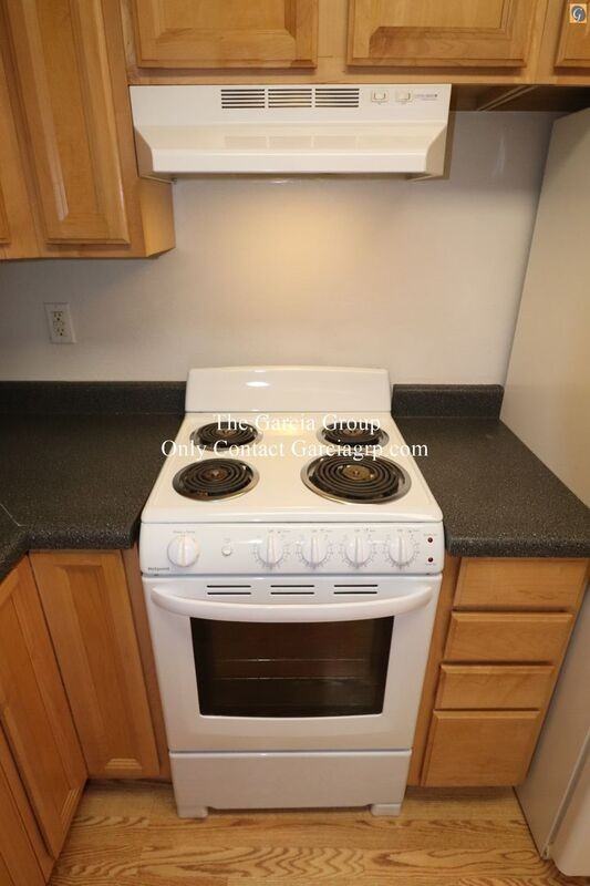 2714 Se Division St - Photo 3 of 21