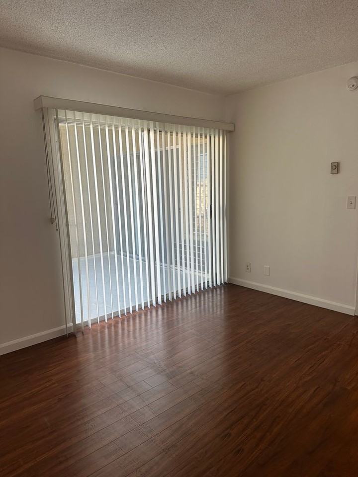 k820 - Photo 6 of 24