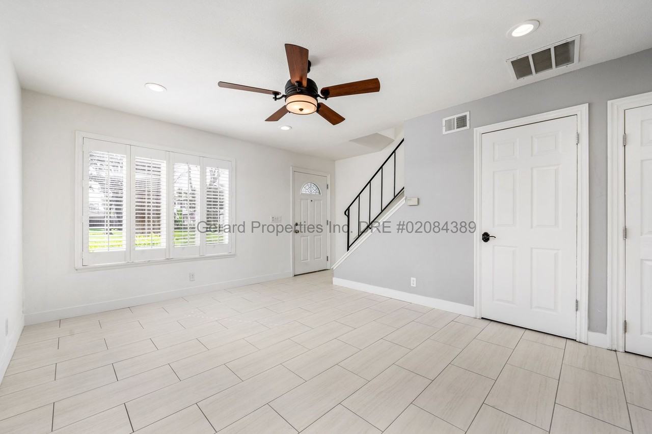 9776 Argyle Dr - Photo 3 of 18