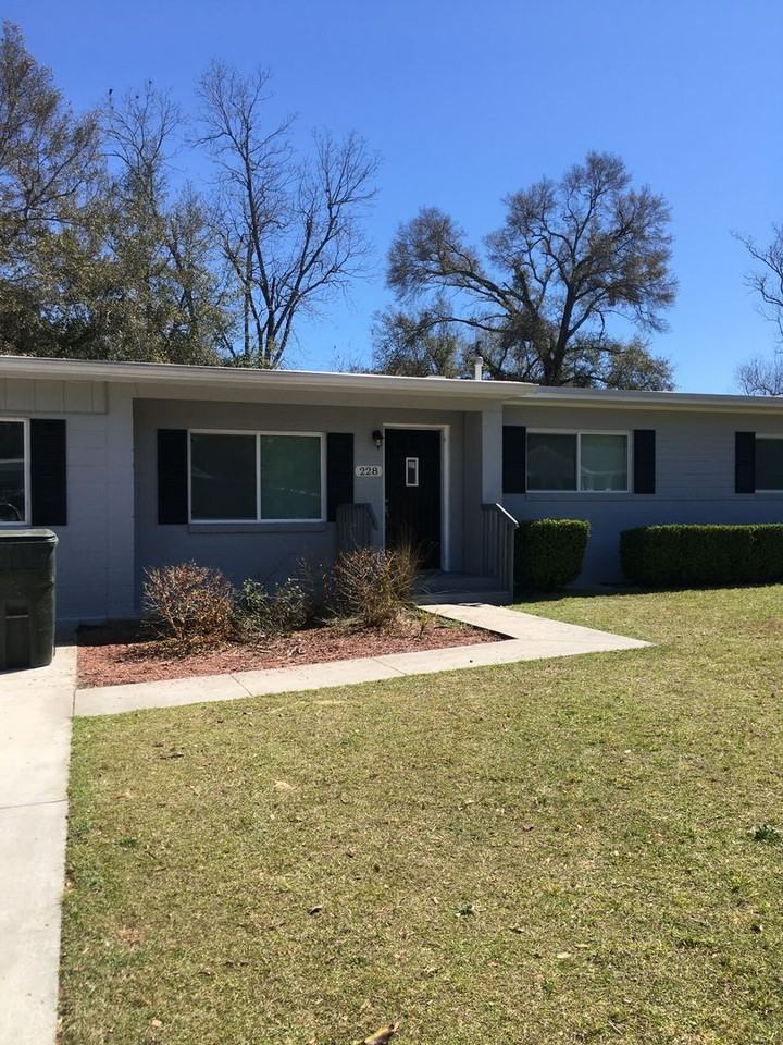 228 Opal Ave - Photo 2 of 22