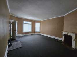 featured image of 1721 W Sherman Ave