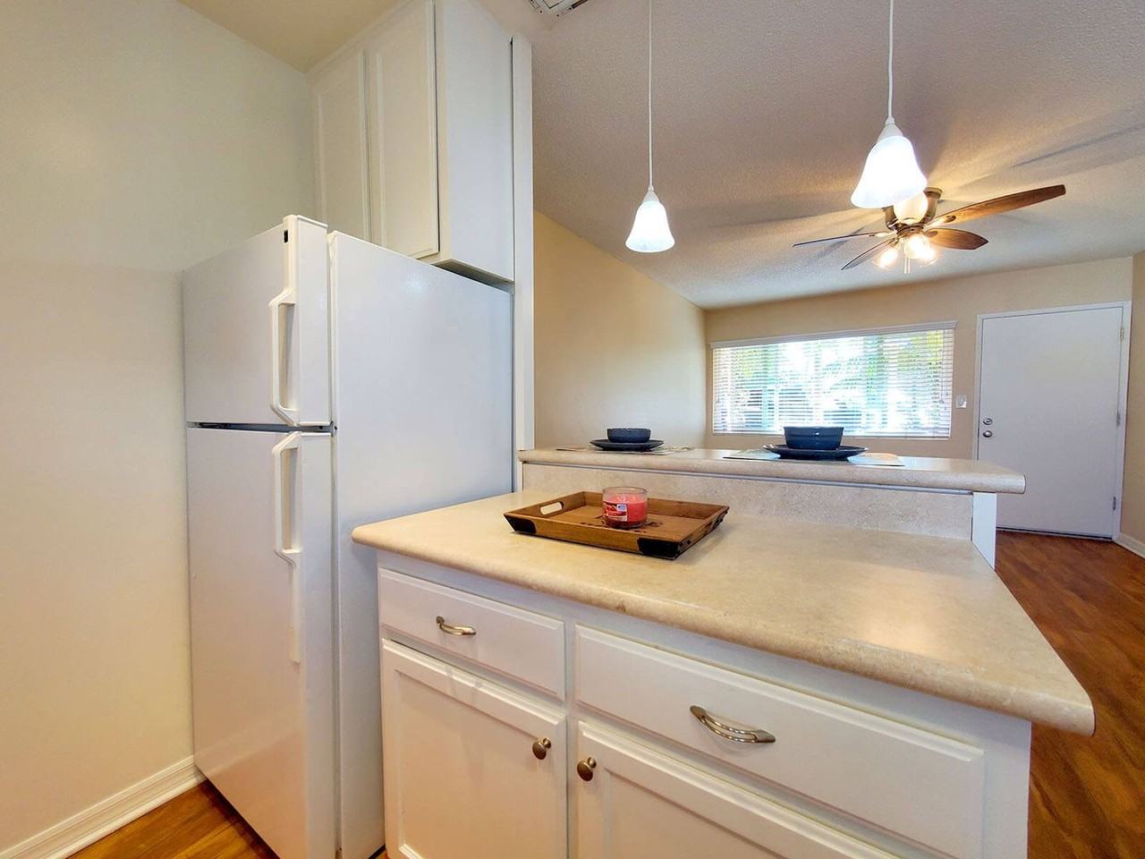 Paradise Palms - Photo 5 of 50