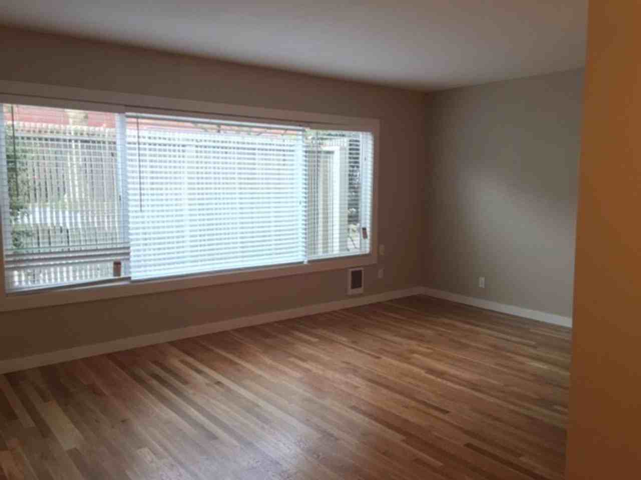 1221 Apartments - Photo 6 of 21