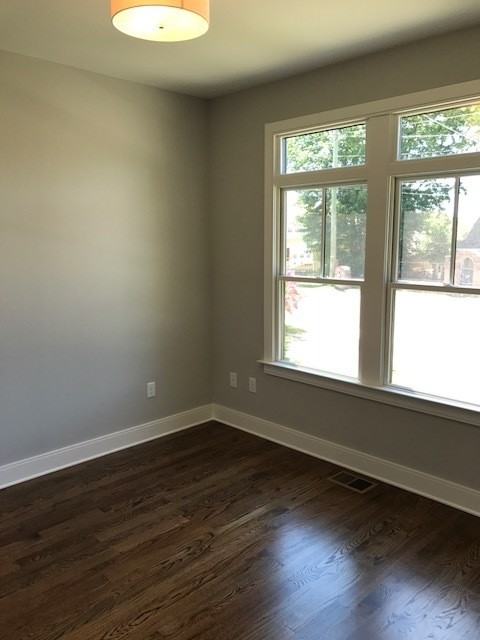 6116A California Ave - Photo 2 of 22