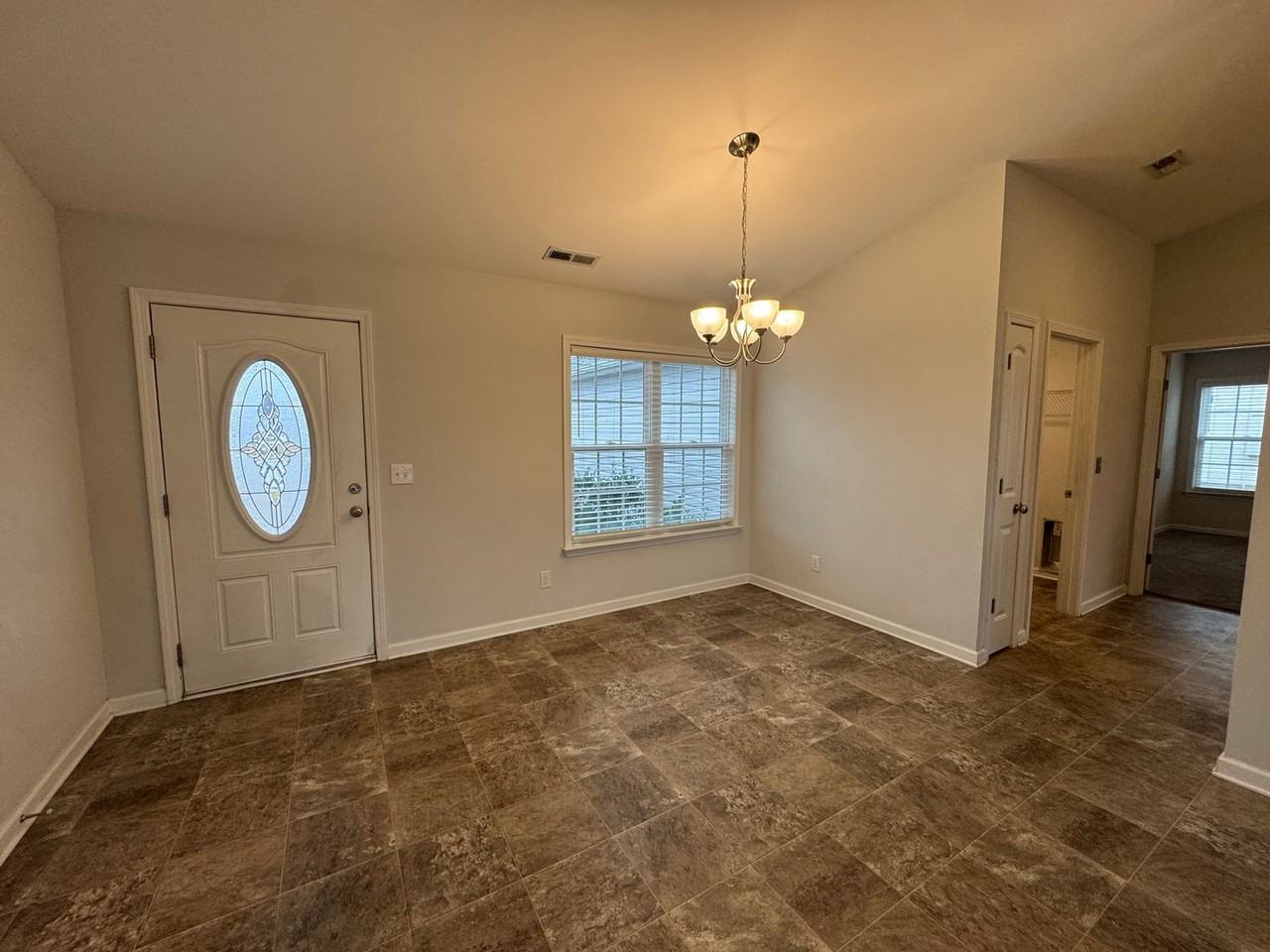 1324 Red Head Ct - Photo 3 of 12