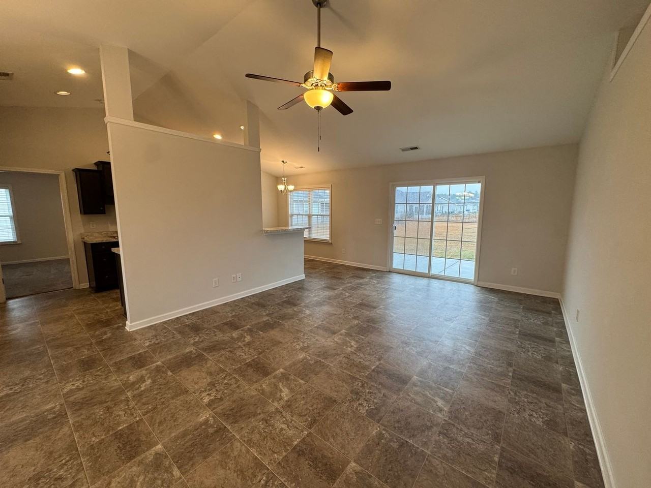 1324 Red Head Ct - Photo 4 of 12