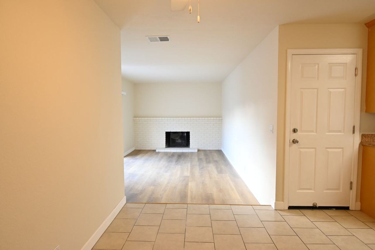 4587 Thornhaven Way - Photo 2 of 27