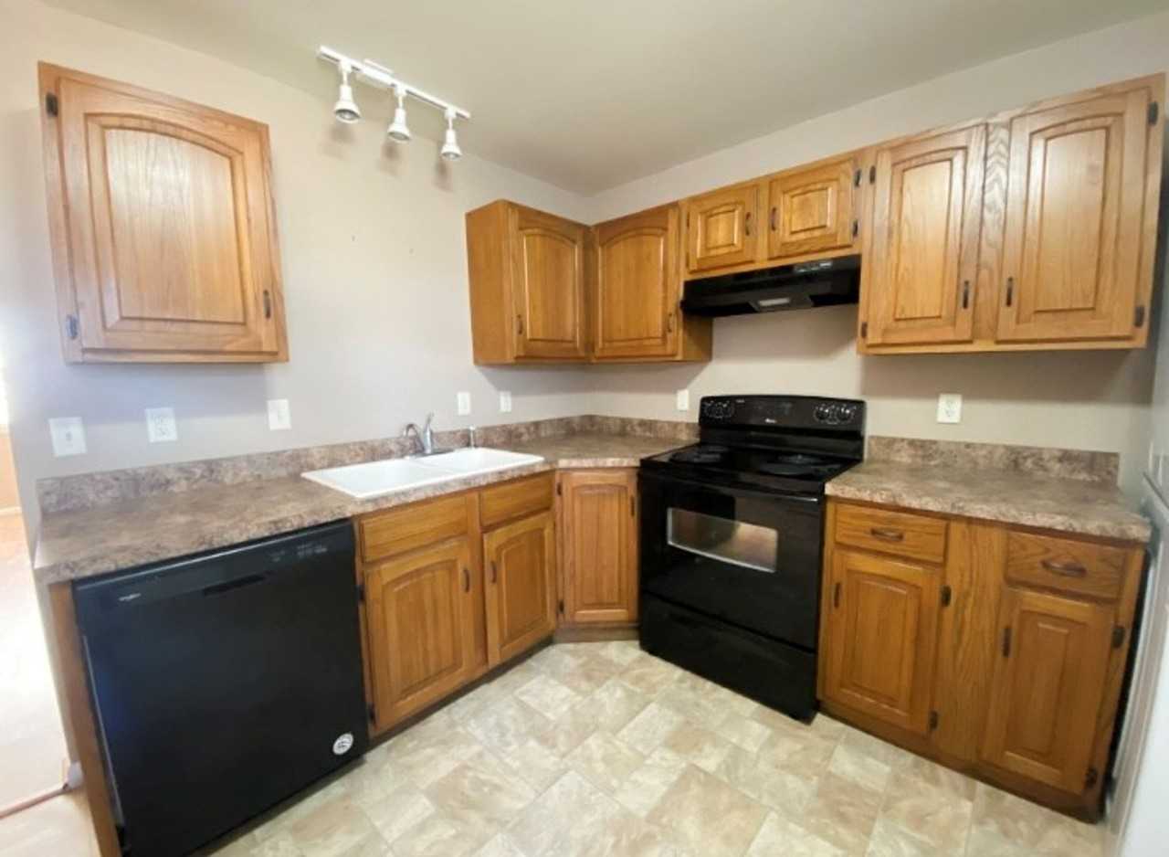 719 Diebler Pl - Photo 4 of 12