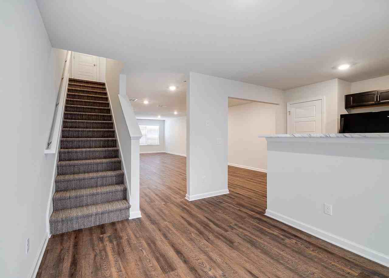 10 Red Robin Ct - Photo 3 of 29