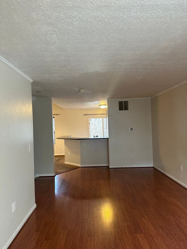 7411 Cayman Ln - Photo 2 of 15