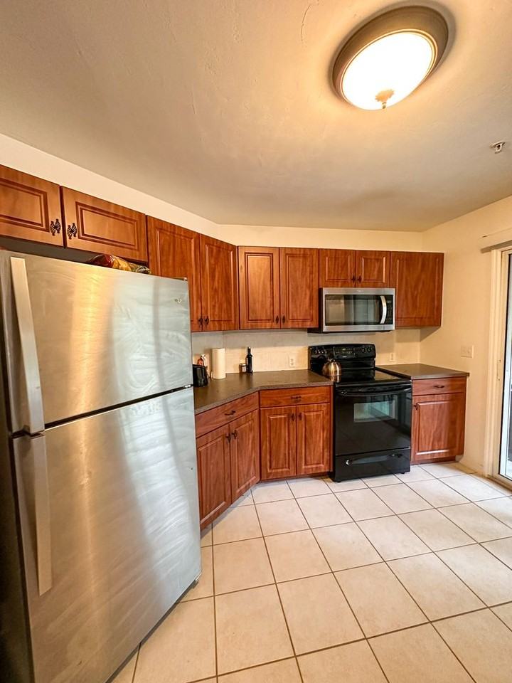 4215 Sw 31st Dr - Photo 4 of 23