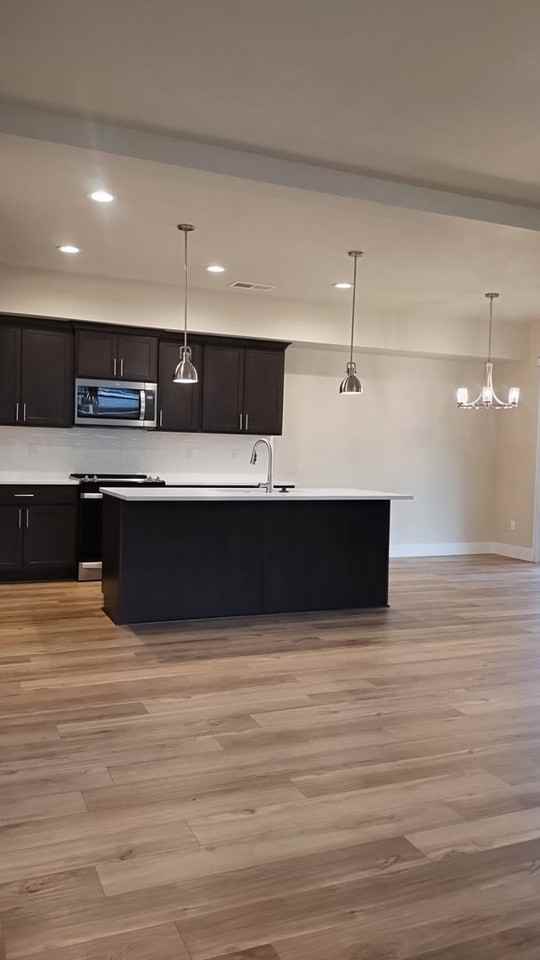 2731 Ne Samson Ave - Photo 2 of 34