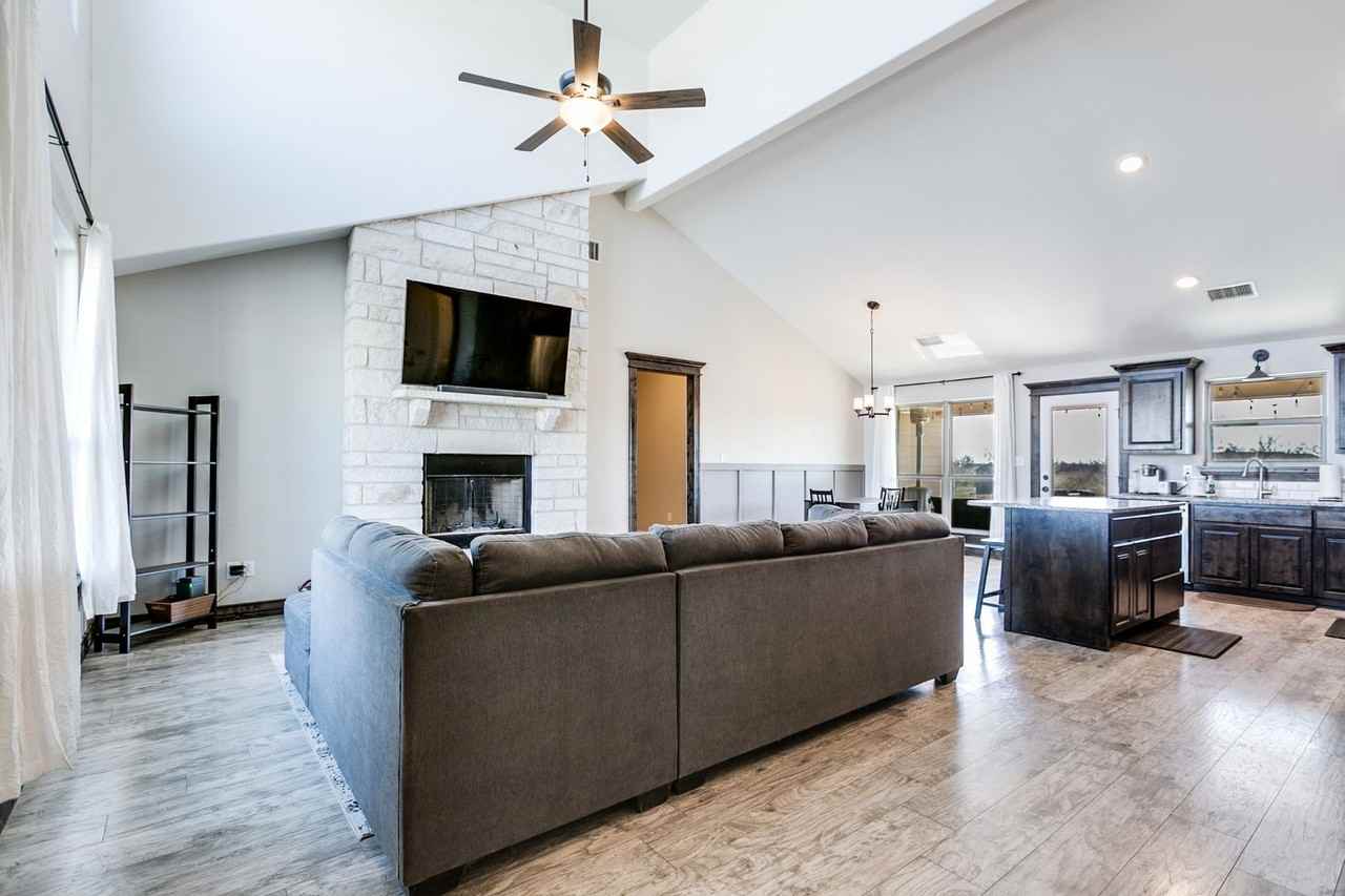 9027 Chital Ct - Photo 6 of 32