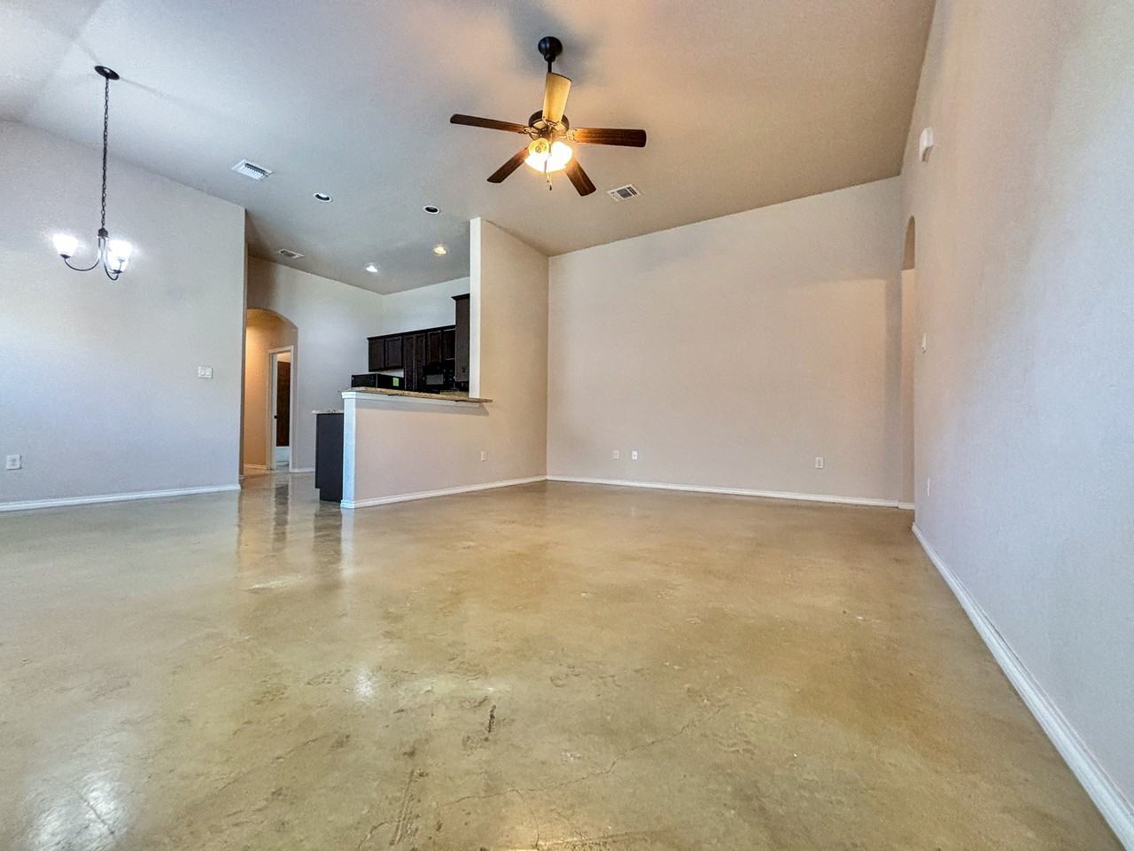 752 Saengerhalle Road (2) - Photo 5 of 17