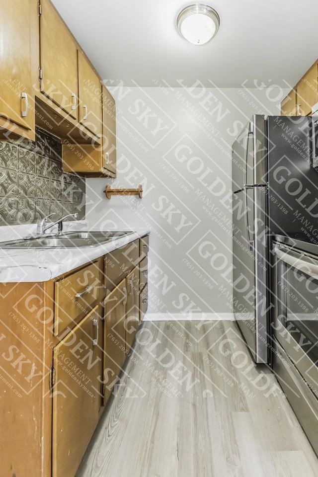 709 South Hutchinson Avenue - Photo 4 of 8