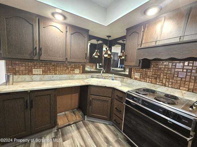 632 Beech Street - Photo 2 of 12