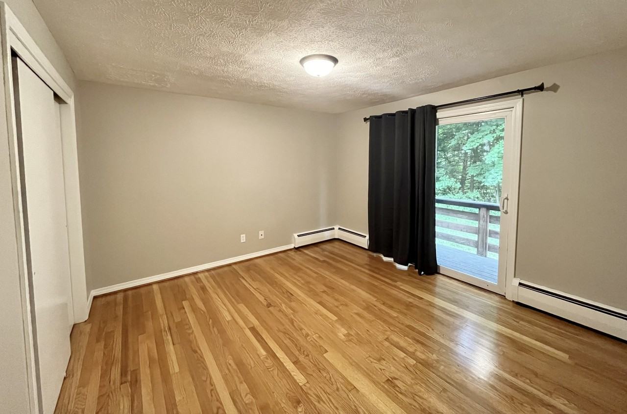 Deer Mountain Apartments - Photo 6 of 9