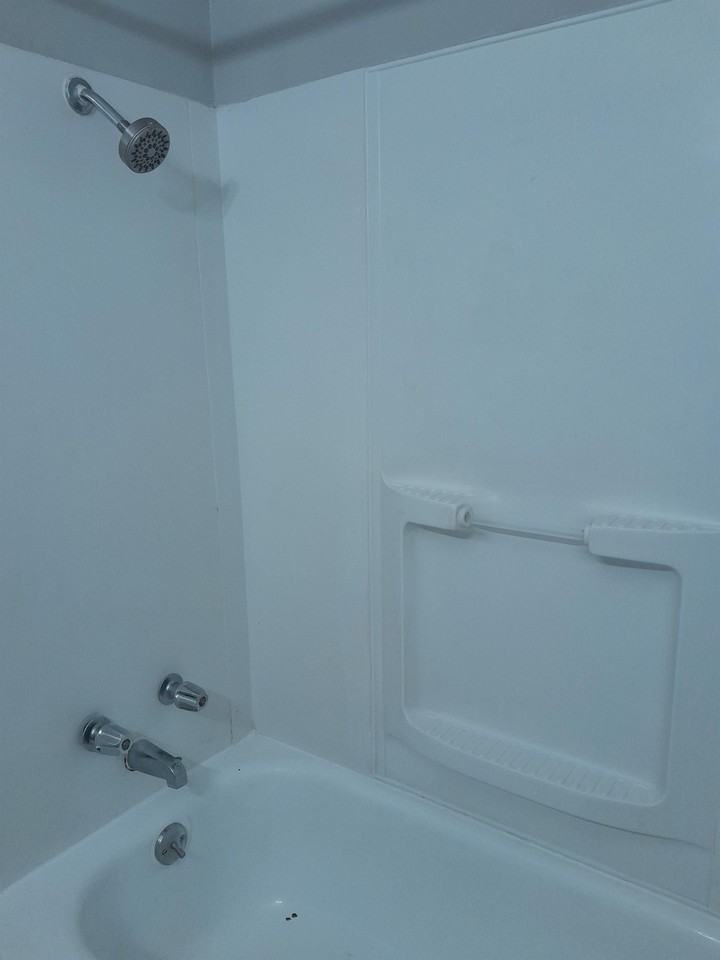 4373 North Chestnut Avenue - Photo 7 of 8