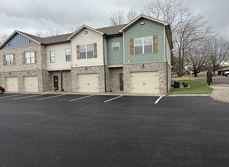 721 Plano Road - Photo 2 of 5