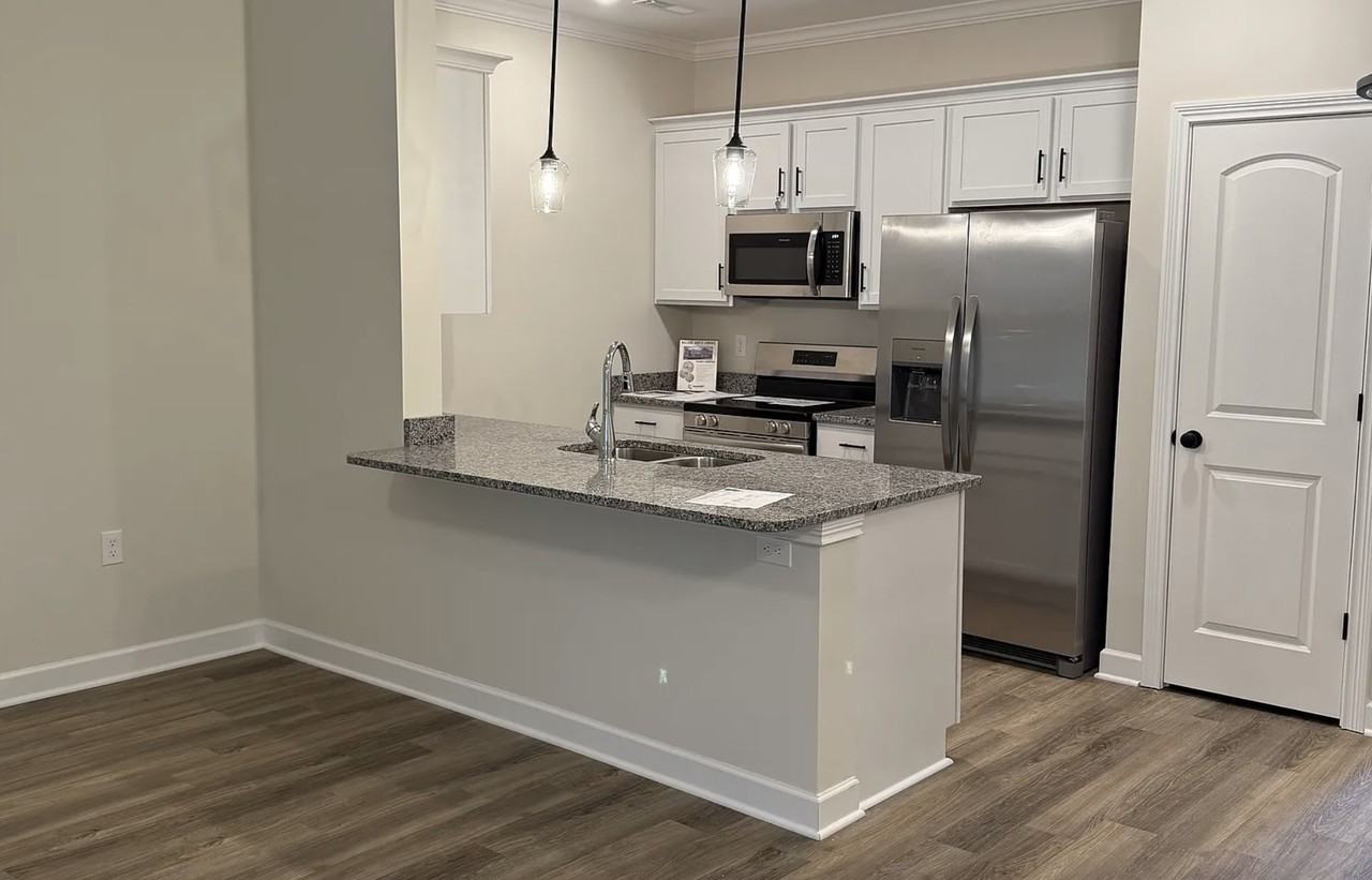 721 Plano Road - Photo 4 of 5